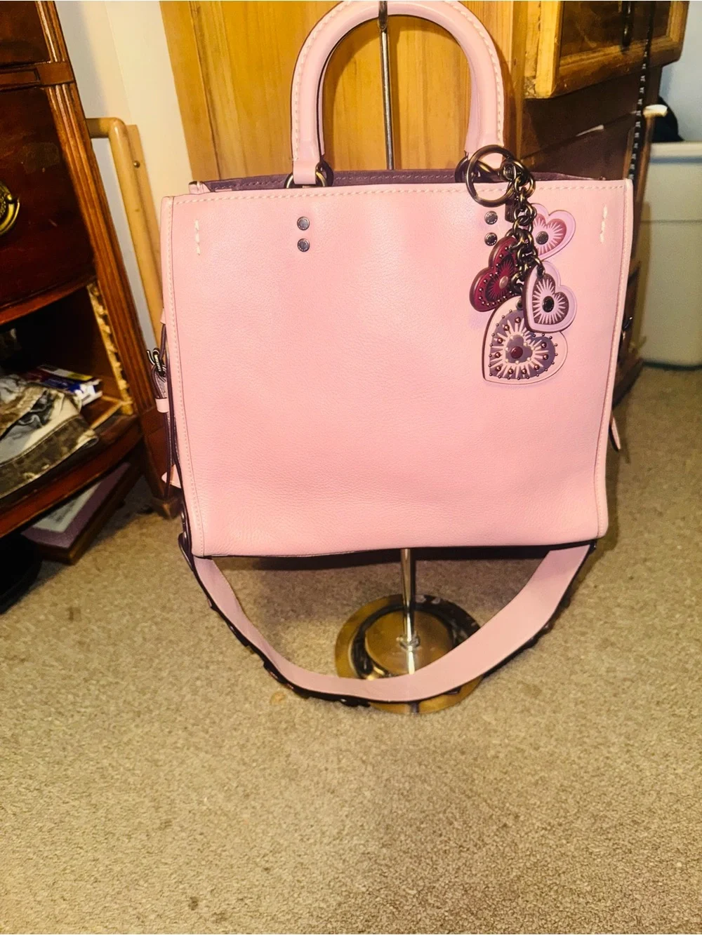 Coach rouge bag,Pink Dusty Rose heart Strap and heart FOB vintage. Rare!